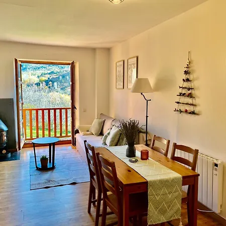 Mirador De La Neu Apartment